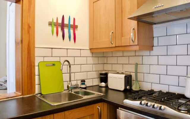 Modern Stockbridge 1 Bedroom Flat