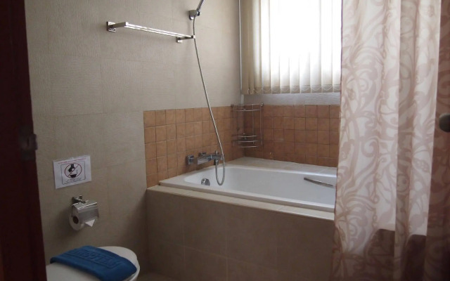 The Paradise Residence Condominum