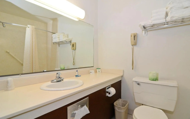 Americas Best Value Inn Iola