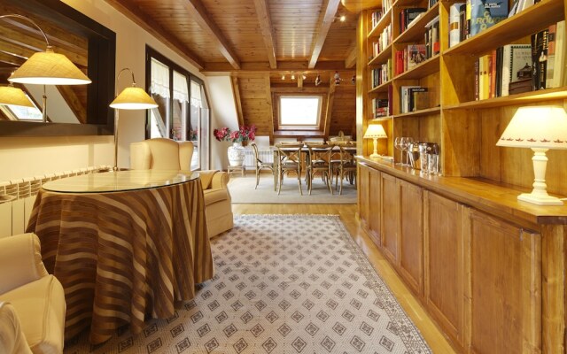 Era Garona by FeelFree Rentals