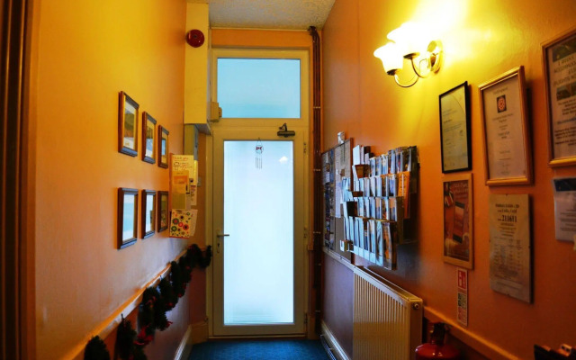 Carrington Guest House B&B