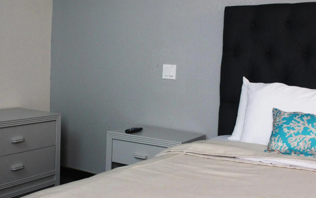 Hotel Corona Plaza