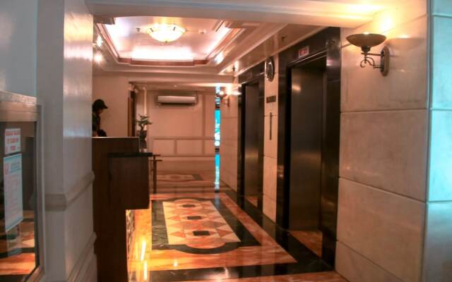 The Perla Hotel