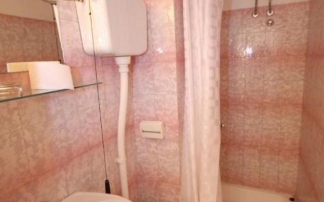 Room Nikola1 - free parking R4 Mlini, Riviera Dubrovnik