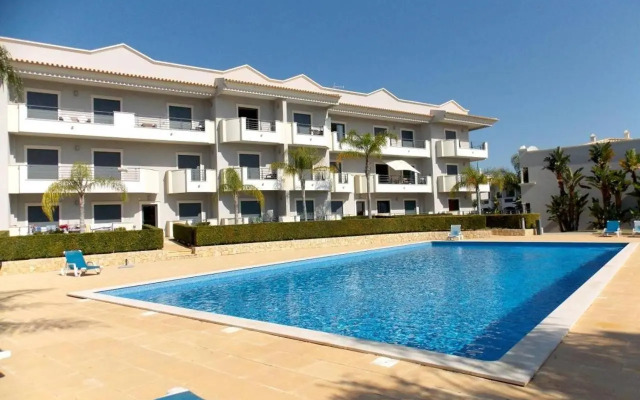 Quinta do Pinheiro Residence