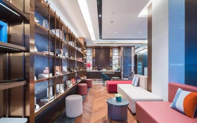 Yitel Collection (Chengdu Wuhouci Sichuan Orthopaedic Hospital Metro Station Branch)