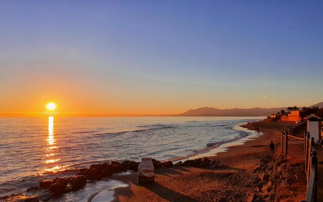 Playa real beach apartment Marbesa