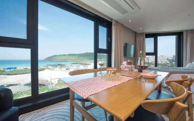 Saint Beach Hotel