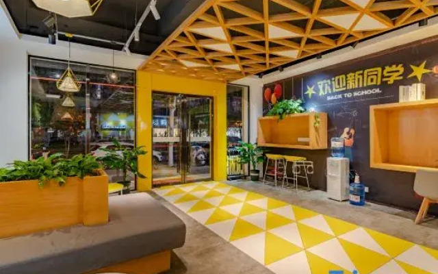 Hejia Express Hotel (Taihe People's Hospital)