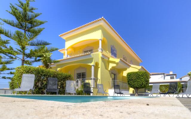 Villas2go2 Menir