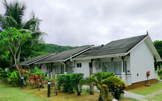 Le Relax Beach Resort - Praslin