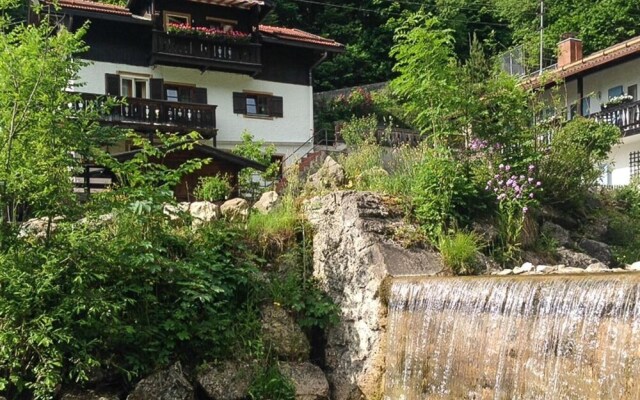 Wildromantisches Appartement am Bachlauf