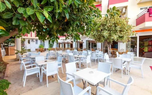 Galaxy Beach Hotel