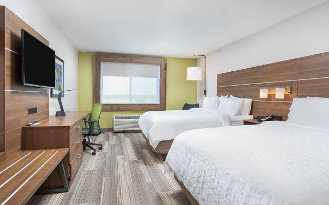 Holiday Inn Express & Suites Lexington W - Versailles by IHG