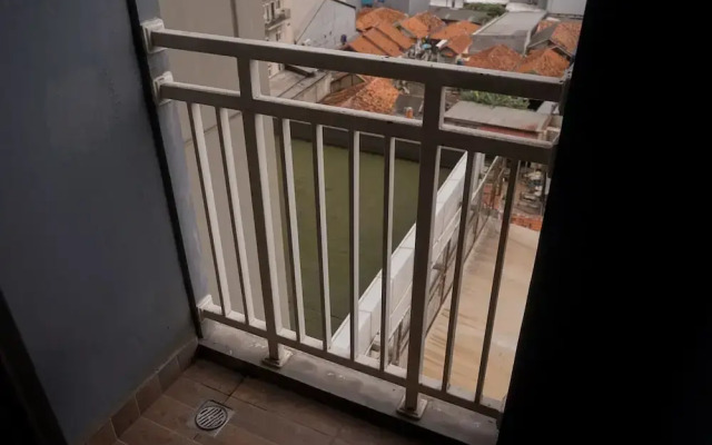 Cozy Studio Apartment Springwood Residence Tangerang