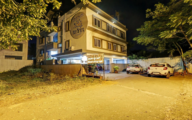 Treebo Trip Colors Stay