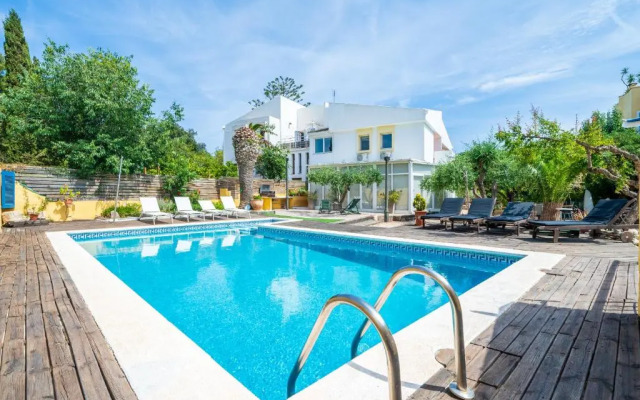 Hauzify I Villa del Castell