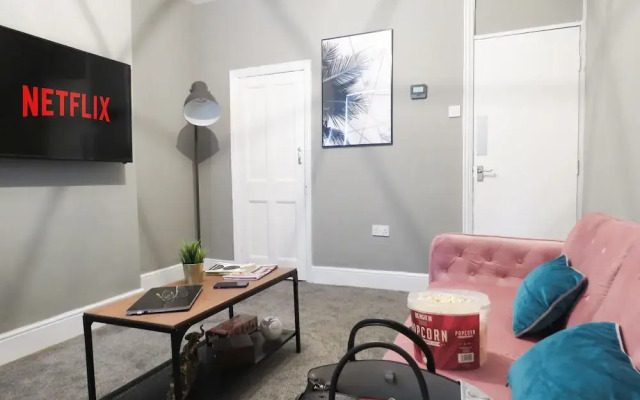 Tudors eSuites Three Bedroom House