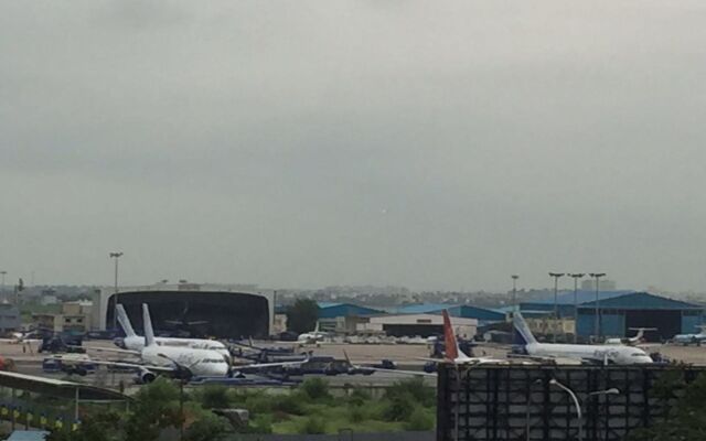 Airport Hotel
