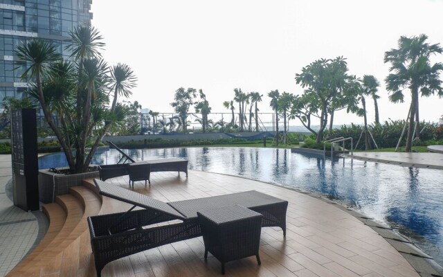 Cozy Living Studio Connected To Mall At Supermall Mansion Apartment