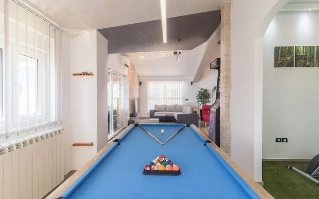 Luxury Villa Maxima