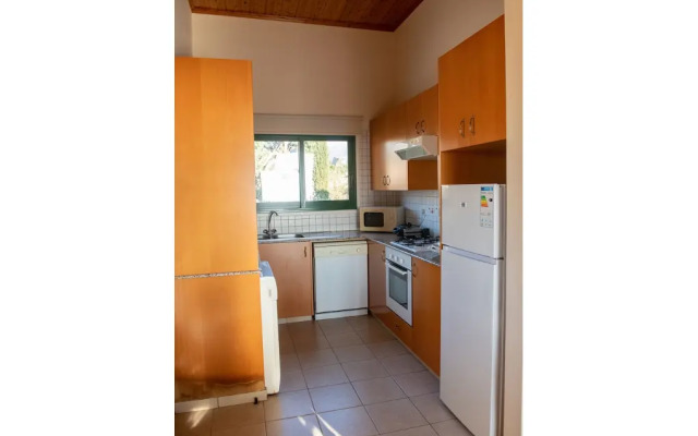 Adonis Villa