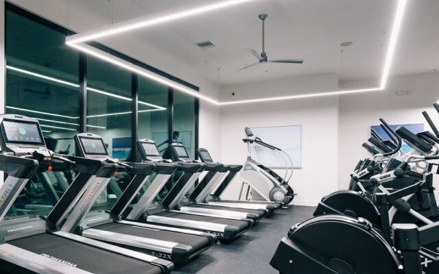 Landing Tampa Westshore