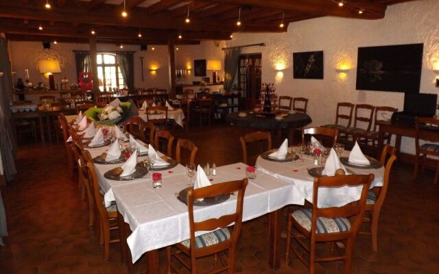 La Vieille Auberge du Lac