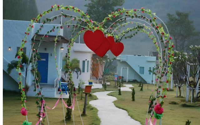 Rak Na Suan Pueng Resort