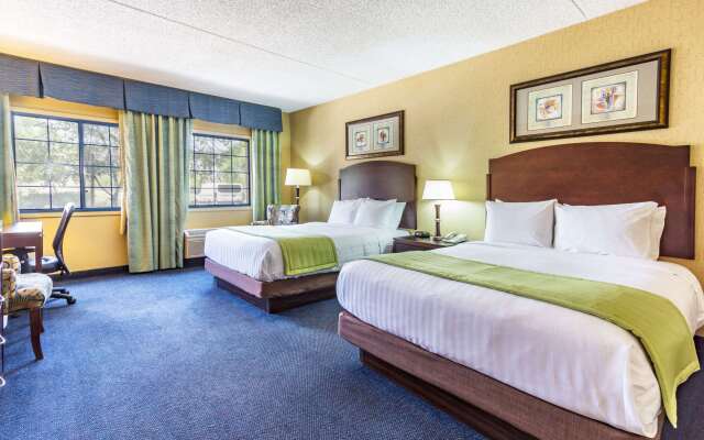 Days Hotel by Wyndham Mesa Near Phoenix