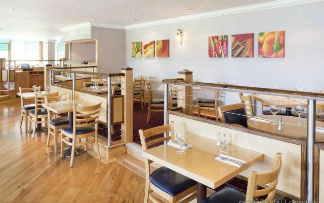 Holiday Inn Stoke on Trent M6, Jct 15 by IHG