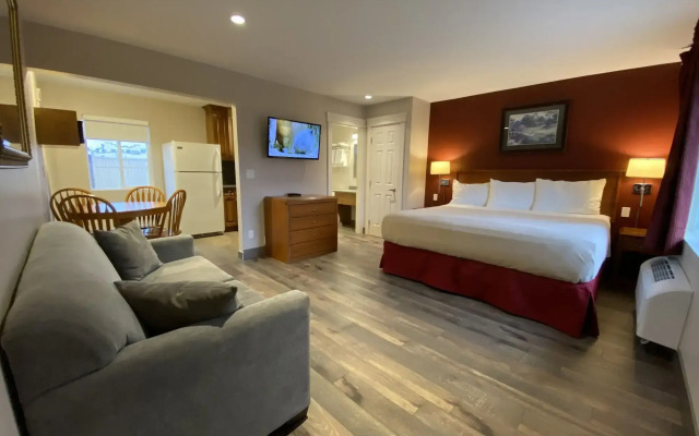 Sahara Courtyard Inn