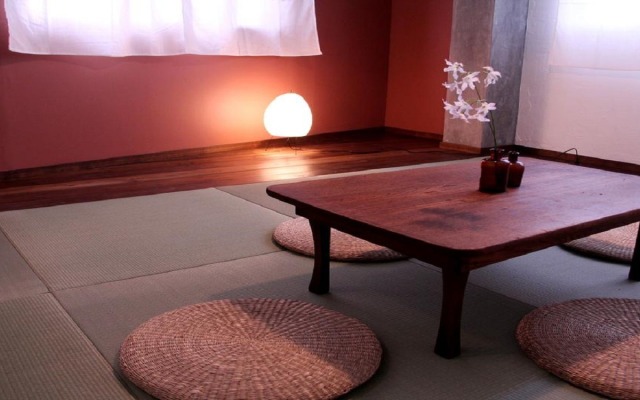 BACCHUS Kofu Guest House