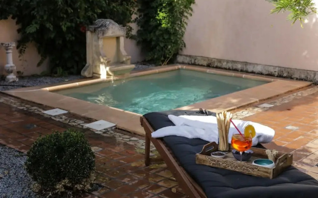 Proven ale House With Pool and spa