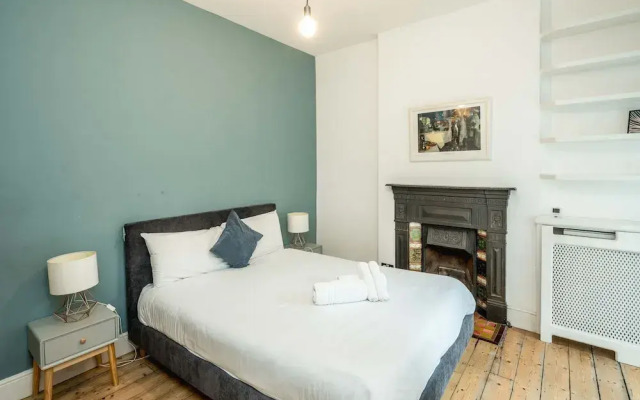 Stylish 3B Fulham Flat Garden near Thames & Tube