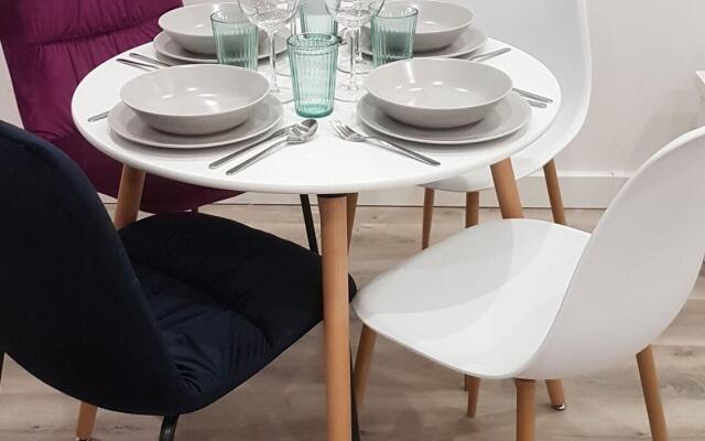 Home Sweet Home - Marais