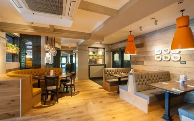 Premier Inn Solihull South (M42)