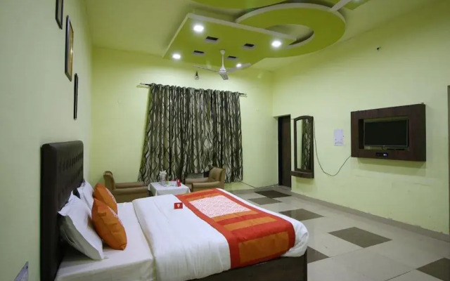 Motel Divine International