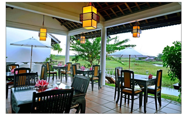 Riverside Impression Villa