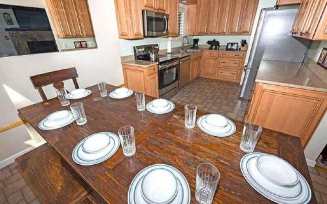 BobGrey Circle Holiday home