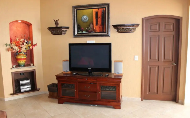 Sonoran Sky 2BR Upper 704 Sky by Casago