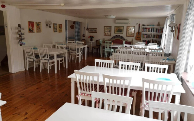 STF Vandrarhem Hagaby Lantgården - Hostel