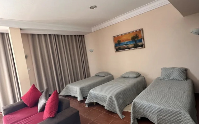 Hotel Galaxy