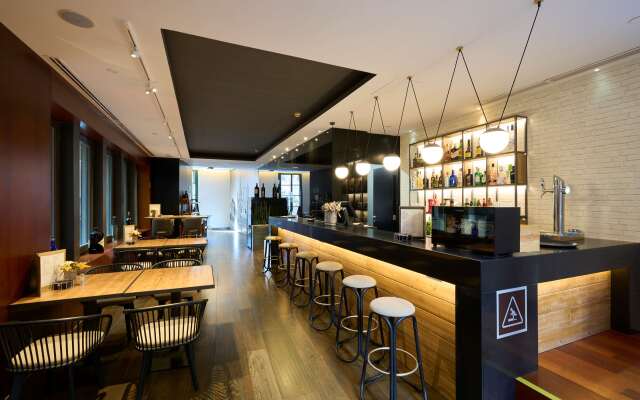 Catalonia Catedral Hotel