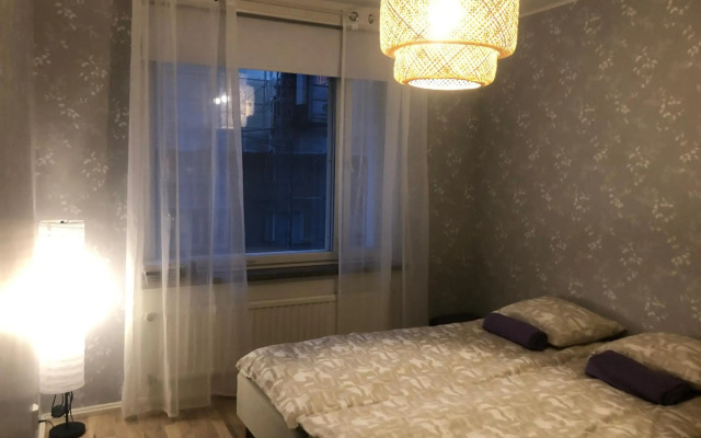 Perheasunto keskustassa