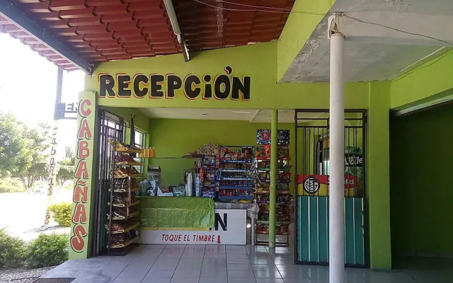 Cabañas y Comedor Don Deme