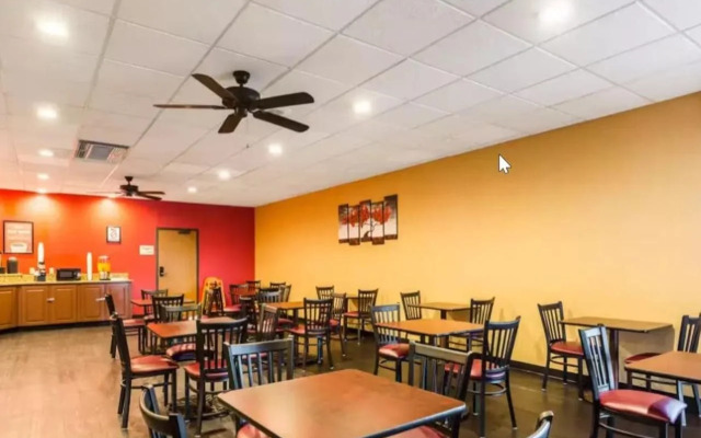 Econo Lodge Birmingham - Hoover