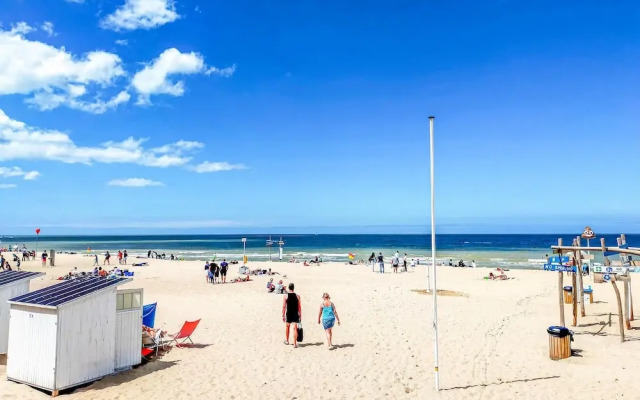 Beautiful Apartment in Oostende With Wifi and 1 Bedrooms
