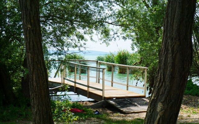 Tihany Yacht Club