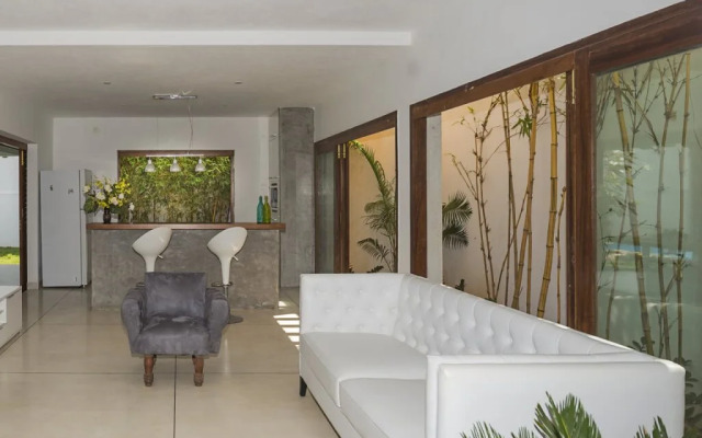 Kadal The Beach House
